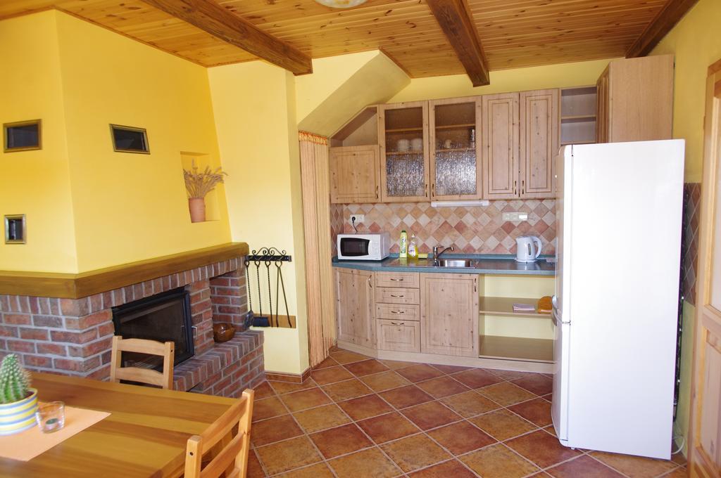 Apartment Ubytovani A Slunicko *